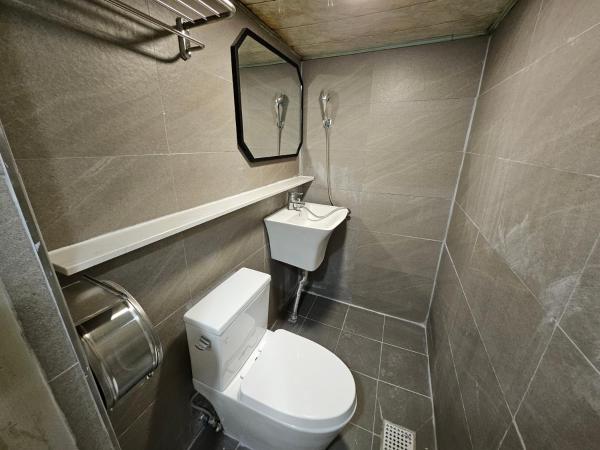 Seoul Stay : photo 10 de la chambre chambre double avec salle de bains privative