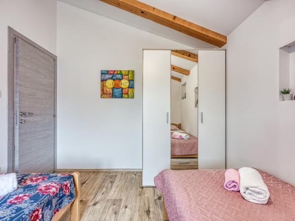 Apartments Mirjana Medulin : photo 6 de la chambre loft