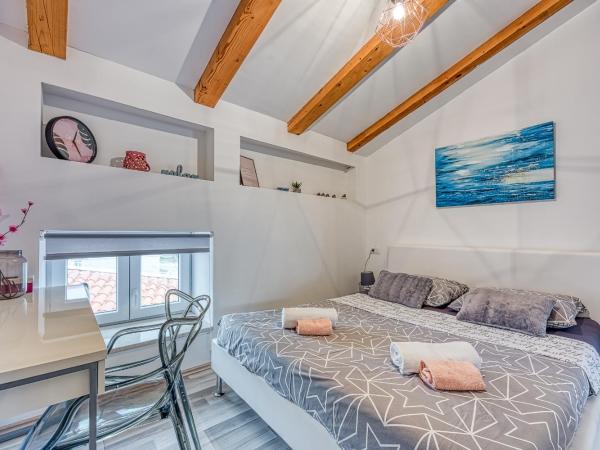 Apartments Mirjana Medulin : photo 8 de la chambre loft