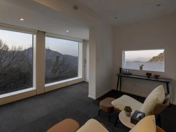 Aventree Hotel : photo 3 de la chambre chambre lit king-size - vue sur montagne