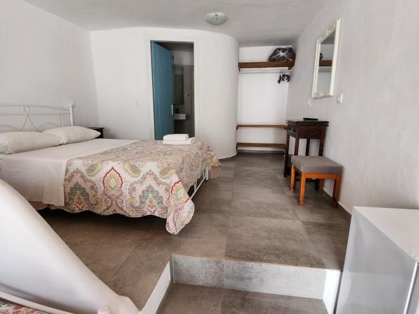 Hotel Kastelakia Mykonos : photo 4 de la chambre chambre triple