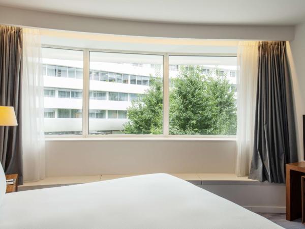 DoubleTree by Hilton Wroclaw : photo 5 de la chambre suite 1 chambre lit king-size