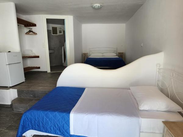 Hotel Kastelakia Mykonos : photo 2 de la chambre chambre triple