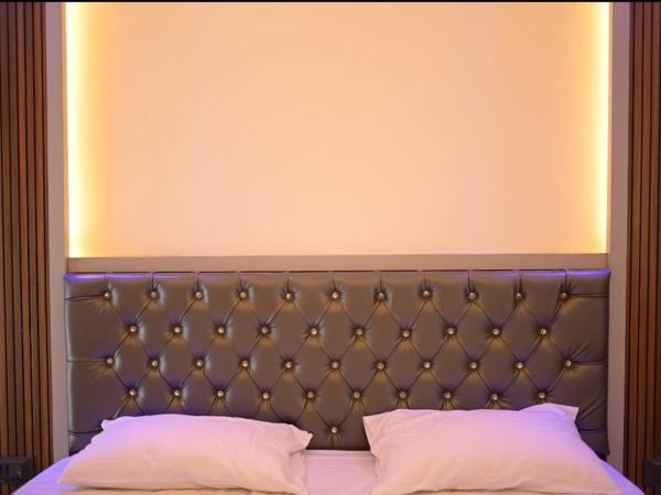 Hotel Kapila Inn Ranjangaon : photo 6 de la chambre chambre deluxe