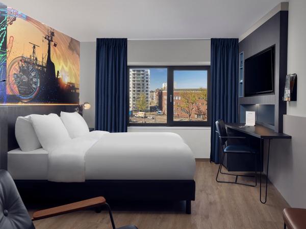 Maashotel Rotterdam Centre : photo 5 de la chambre chambre lit queen-size - vue sur ville