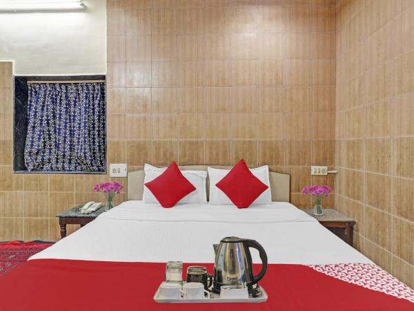 Hotel Rajdoot Near Phoenix Palladium : photo 2 de la chambre chambre triple classique