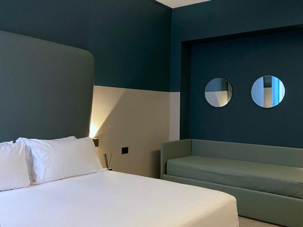 AV Hotel Milano : photo 3 de la chambre chambre triple