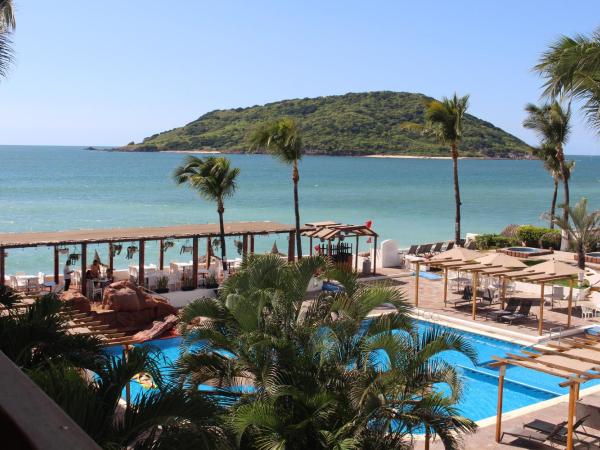 Hotel Quijote Inn : photo 7 de la chambre suite junior familiale