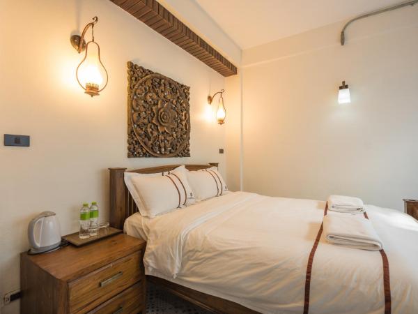 Yi's Garden Villa : photo 1 de la chambre chambre double deluxe avec balcon