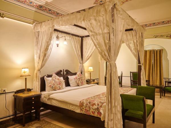 WelcomHeritage Traditional Haveli : photo 9 de la chambre chambre double premium