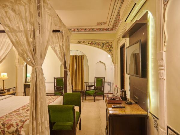 WelcomHeritage Traditional Haveli : photo 8 de la chambre chambre double premium