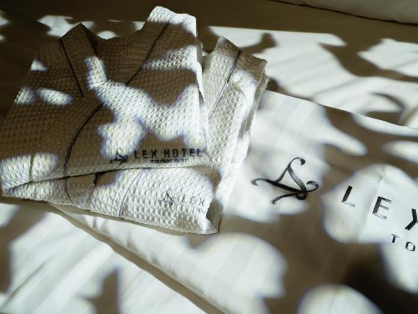 LEX Tourist Hotel : photo 5 de la chambre chambre double deluxe