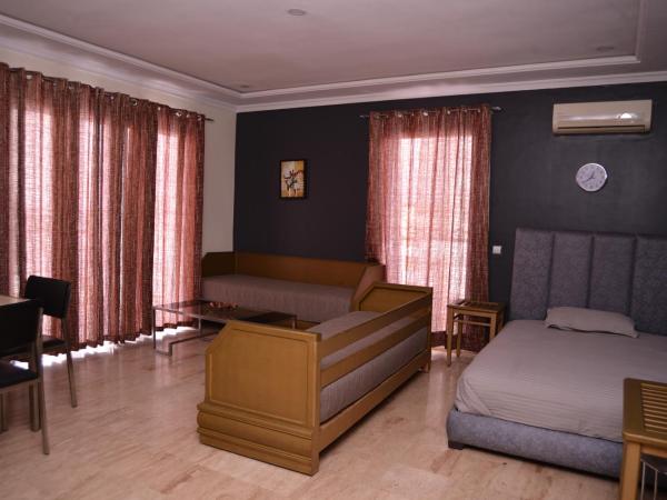 Appart Hôtel Founty Beach : photo 2 de la chambre appartement 3 chambres