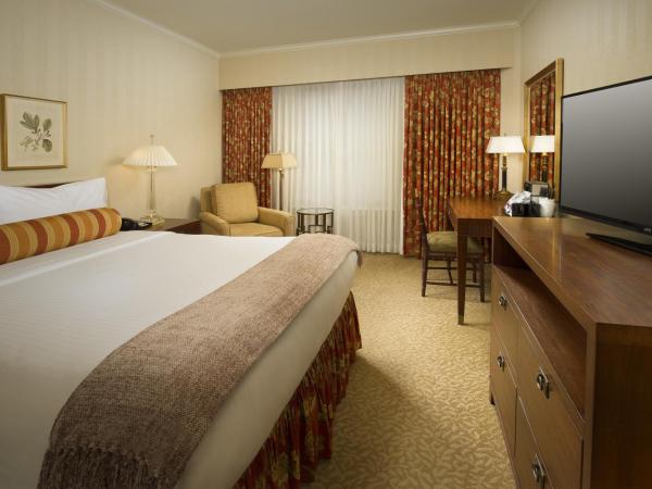 Mayflower Park Hotel : photo 1 de la chambre chambre lit queen-size