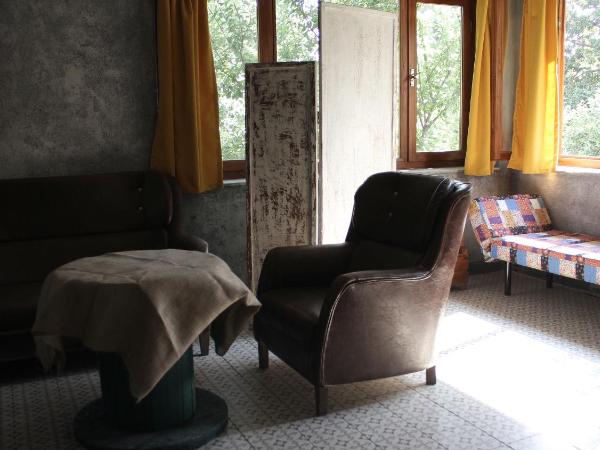 Role Street Hostel : photo 6 de la chambre lit dans dortoir mixte de 6 lits