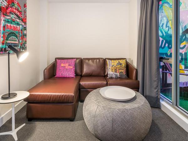 Quality Apartments Melbourne Central : photo 6 de la chambre appartement en sous-sol urbain