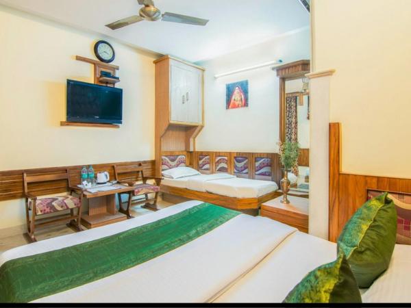 Hotel Natraj Yes Please New Delhi : photo 6 de la chambre chambre double supérieure [assainie]