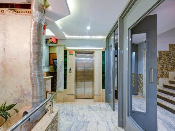 The Natraj Yes Please New Delhi : photo 6 de la chambre chambre triple classique