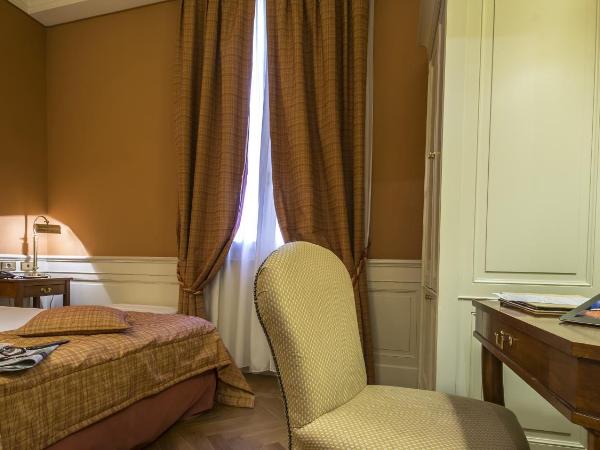 Hotel Corona d'Oro : photo 8 de la chambre chambre double Économique