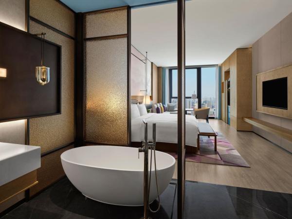 JW Marriott Hotel Xi'an Southwest : photo 4 de la chambre chambre lit king-size premier - vue sur ville