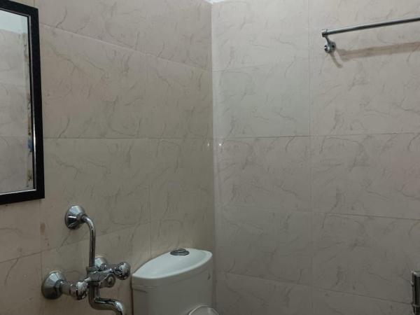 The Royal Lake View Villa : photo 4 de la chambre chambre double Économique