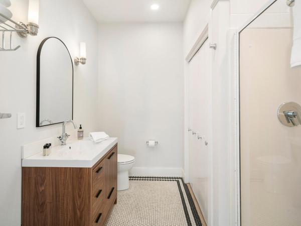 Charlesgate Suites : photo 8 de la chambre studio lit king-size