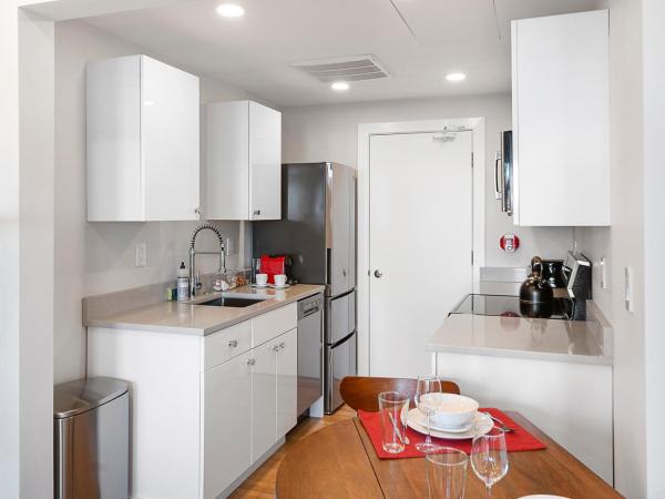 Charlesgate Suites : photo 4 de la chambre studio lit king-size avec canapé-lit