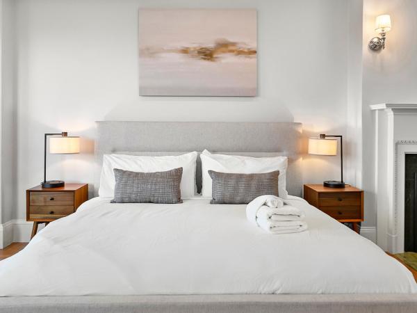 Charlesgate Suites : photo 10 de la chambre studio lit king-size avec canapé-lit