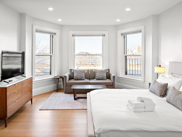 Charlesgate Suites : photo 6 de la chambre studio lit king-size avec canapé-lit