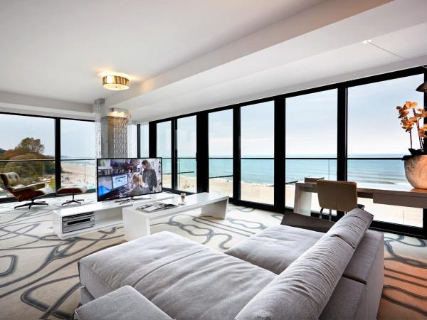 Marine Hotel by Zdrojowa : photo 1 de la chambre appartement présidentiel avec vue sur la mer
