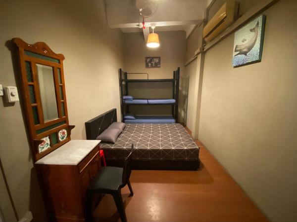 Backpacker Cozy Corner Guesthouse : photo 1 de la chambre chambre quadruple