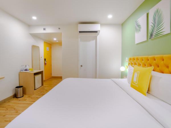 Bloom Hotel - Karol Bagh : photo 3 de la chambre chambre lit king-size