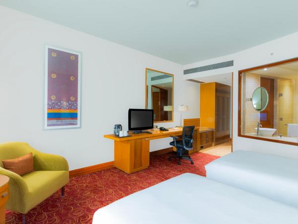 Courtyard by Marriott Hyderabad : photo 1 de la chambre superior room, twin bed