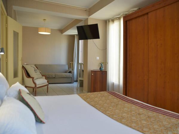 Hotel Bonaparte : photo 1 de la chambre suite junior