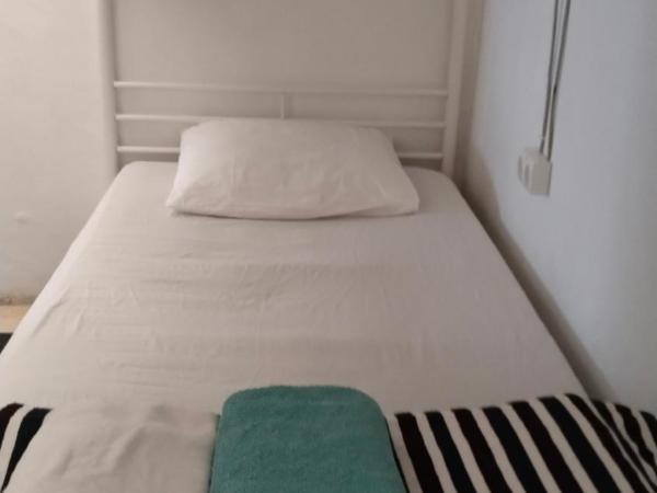 Dar Gara : photo 3 de la chambre lit dans dortoir pour femmes de 4 lits