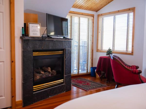 Beaujolais Boutique B&B at Thea's House : photo 3 de la chambre chambre lit king-size deluxe