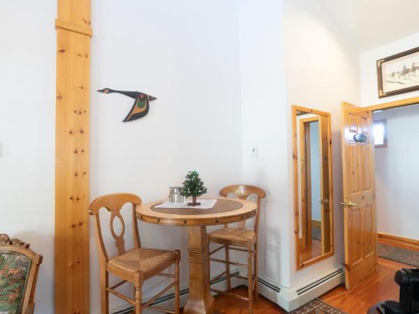 Beaujolais Boutique B&B at Thea's House : photo 5 de la chambre chambre lit king-size supérieure