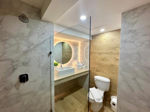 Cancun Plaza - Best Beach : photo 8 de la chambre appartement avec balcon