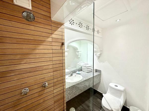 Cancun Plaza - Best Beach : photo 9 de la chambre appartement avec balcon