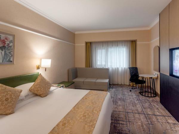 Metropark Lido Hotel Beijing : photo 2 de la chambre chambre lit king-size standard - vue sur jardin