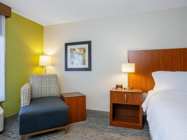 Holiday Inn Express & Suites Jacksonville South - I-295, an IHG Hotel : photo 8 de la chambre chambre standard