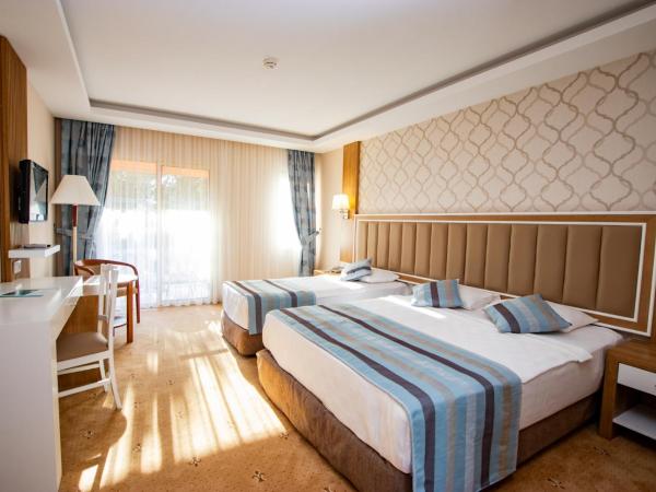 Kustur Club Holiday Village - All Inclusive : photo 1 de la chambre chambre double supérieure