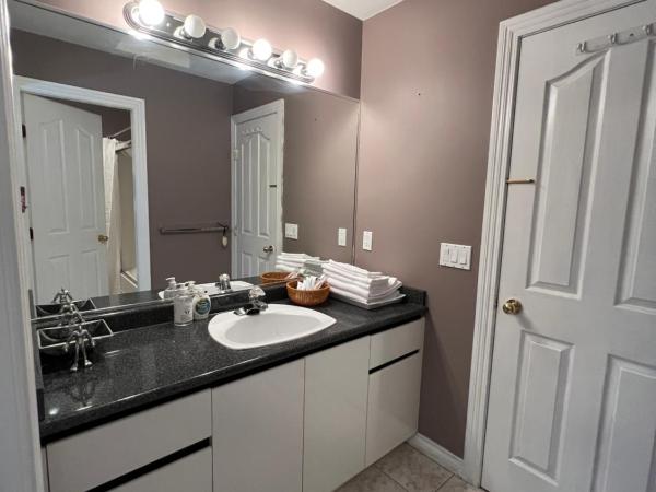 Comfortable Utopia B&B : photo 8 de la chambre chambre double avec salle de bains privative