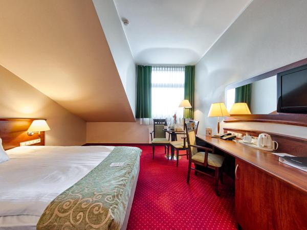 Grand Royal Hotel : photo 1 de la chambre chambre double