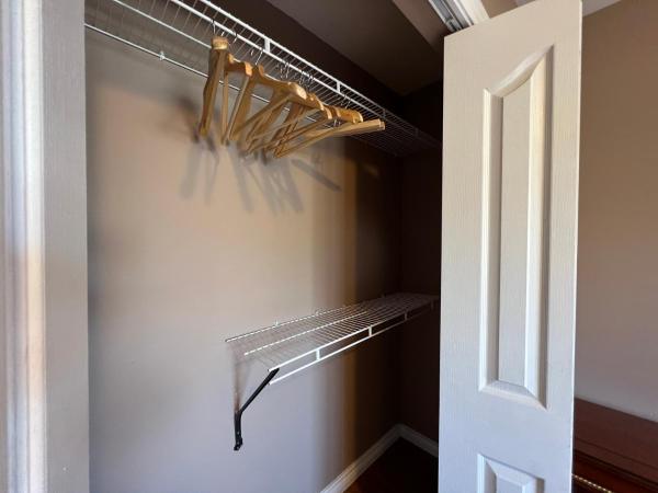 Comfortable Utopia B&B : photo 8 de la chambre chambre double avec salle de bains commune