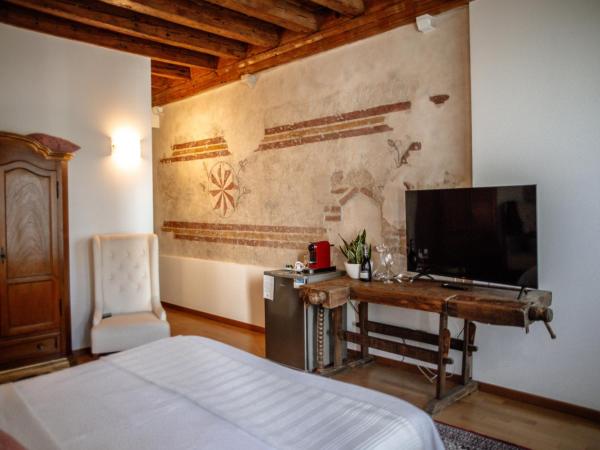 Pietra di Verona Residenza : photo 10 de la chambre suite