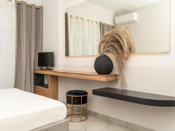 San Giovanni Beach Resort and Suites : photo 2 de la chambre deluxe panorama junior suite sea view