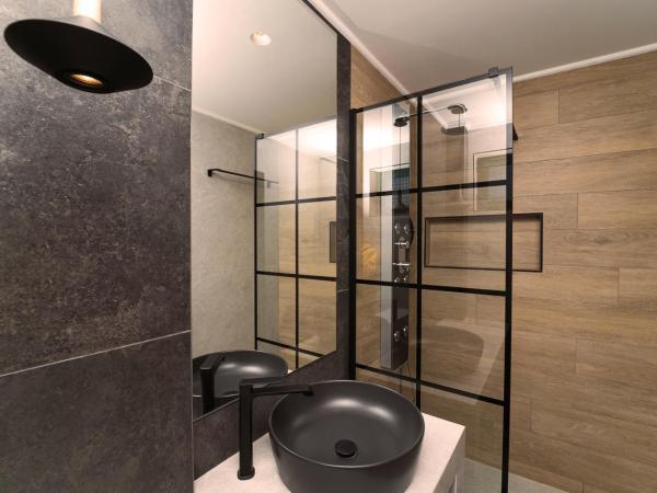 San Giovanni Beach Resort and Suites : photo 4 de la chambre deluxe panorama junior suite sea view