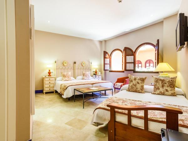 Patio de La Alameda : photo 7 de la chambre  chambre double avec lit d'appoint (3 adultes) 