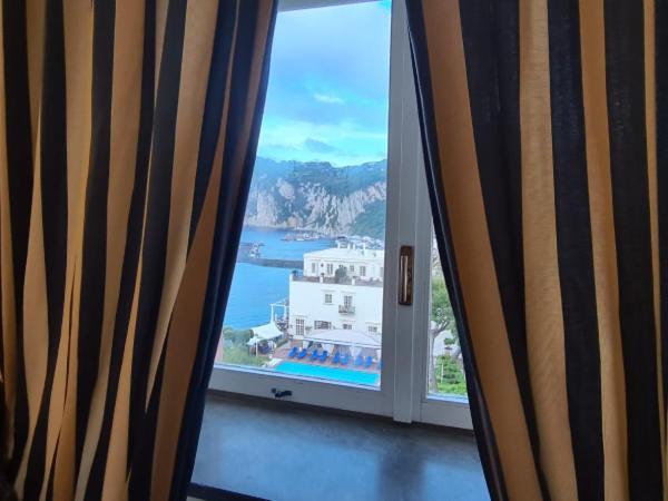 Palatium Mari : photo 4 de la chambre chambre double supérieure - vue sur mer - sans terrasse